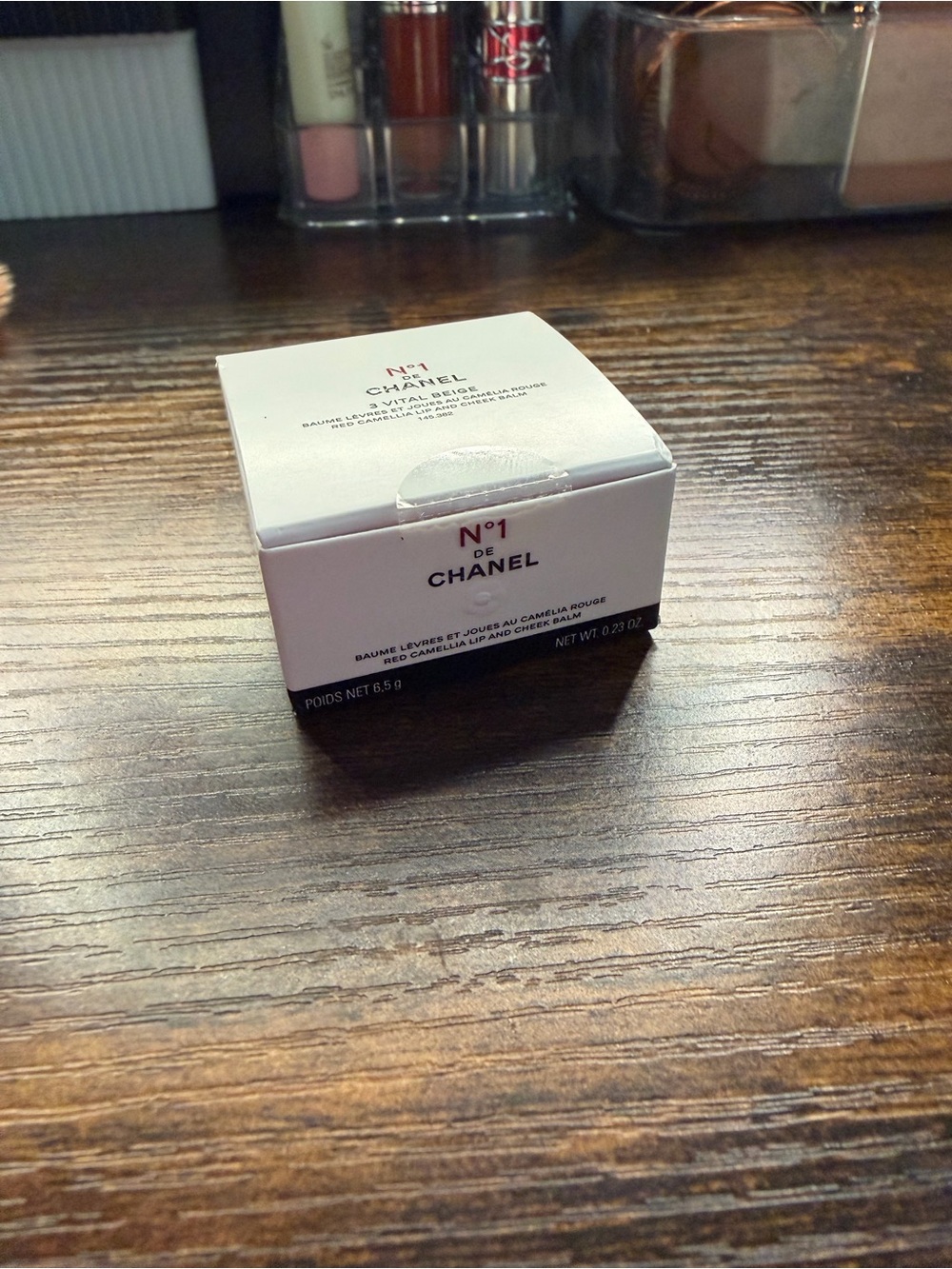 CHANEL Lip and Cheek balm - Picture 3 of 5